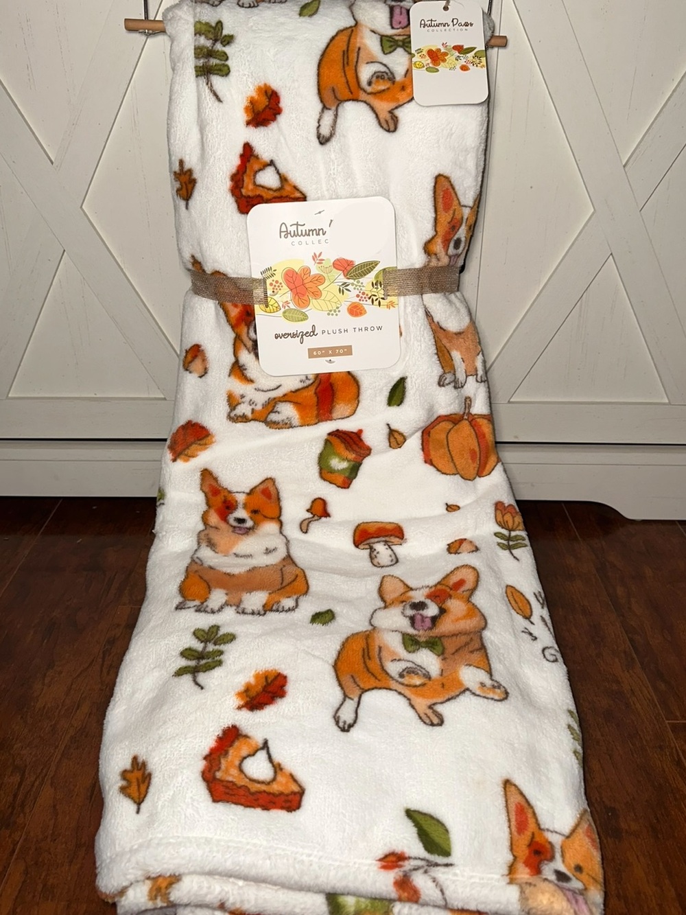 Corgi Fall Leaves & Pumpkin Spice Plush Throw Blanket
